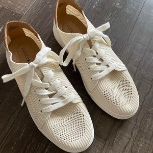 Brand new. Size 8.5. Lucky Brand